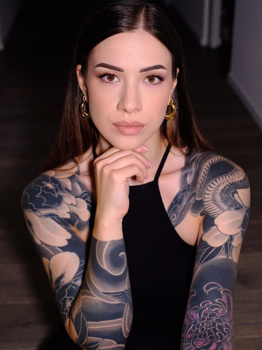 Follow @taiawoodard for more outfit insp. nail insp. skin care, tips and  much more. 🧸💙 | Tattoos, Tattoo styles, Tattoo fonts